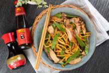 Pan-fried Chicken with Noodles